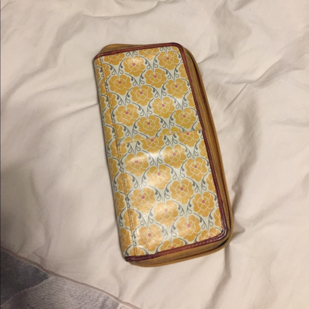 Fossil wallet
